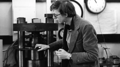 Bjorn Mysen in the Lab - 1983